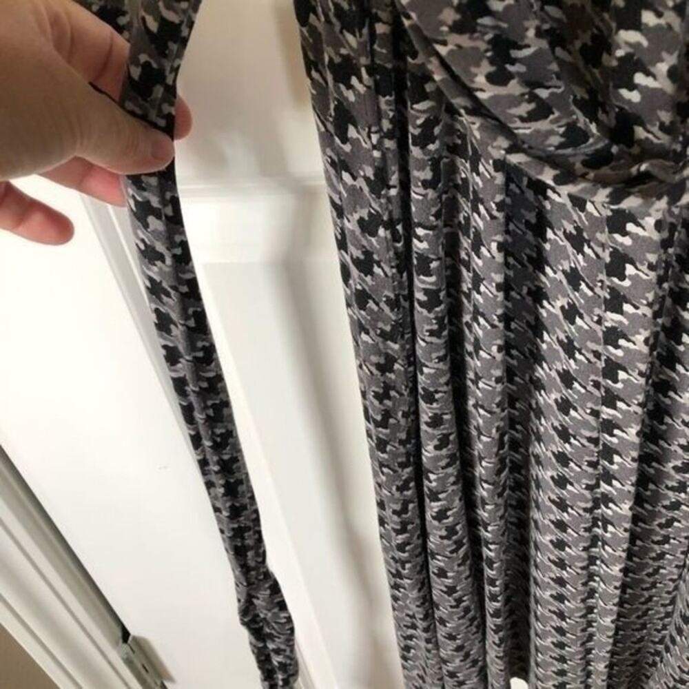 NEW YORK AND CO Midi Dress Womens L Black Gray Houndstooth Print Office Business - Picture 7 of 10